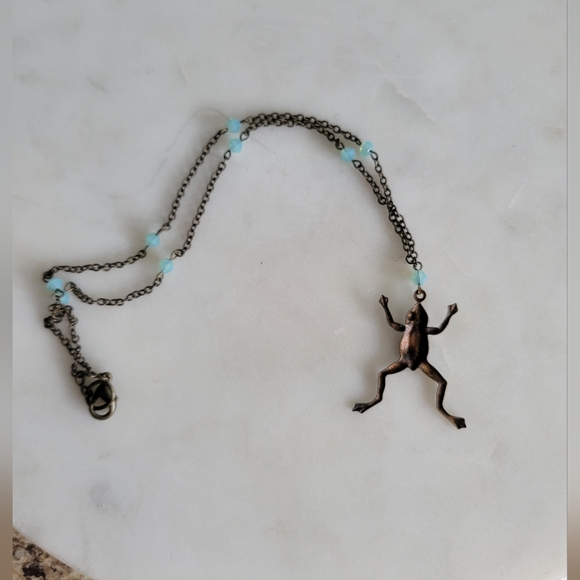 Handmade Frog Necklace 15" - Picture 2 of 3